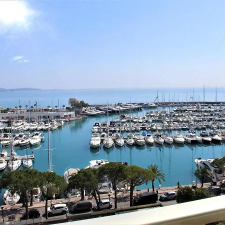 Superbe 3 Pieces Avec Terrasse, Clim Et Vue A - Fr-1-252a-92 *