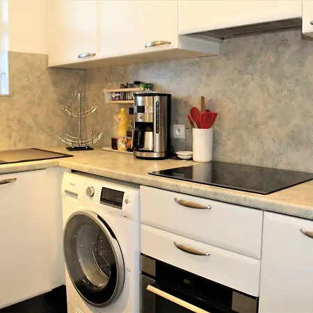 Superbe 3 Pieces Avec Terrasse, Clim Et Vue A - Fr-1-252a-92 * Villeneuve-Loubet